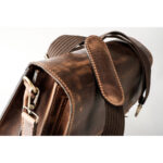 B&A kézzel készült valódi bőr asszimetrikus oldaltáska állítható vállpánttal belső rendezőkkel 40*27 cm - Image 5