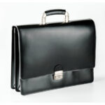 B&A elegáns fekete bőr kézzel készült aktatáska két rekesszel merevfogóval