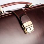 B&A prémium bőr orvosi táska átfogópánttal 41*18 cm - Image 2